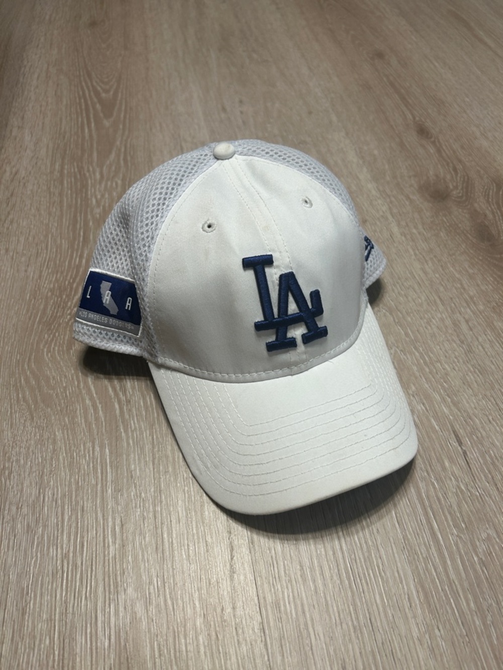 Los Angeles Dodgers MLB Official Mesh Back Baseball Cap Sz Medium/Large